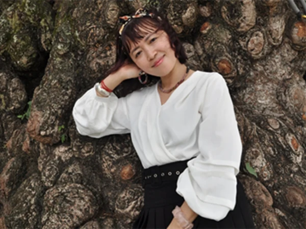 Nhà thơ Bảo Ngọc